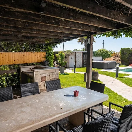 Sani Apartament